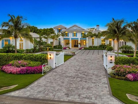 Photo of 87 East AVE, NAPLES, FL 34108 (MLS # 225082588)