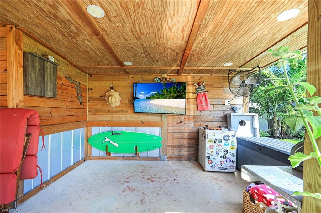 ESTERO RIVER HEIGHTS - Residential