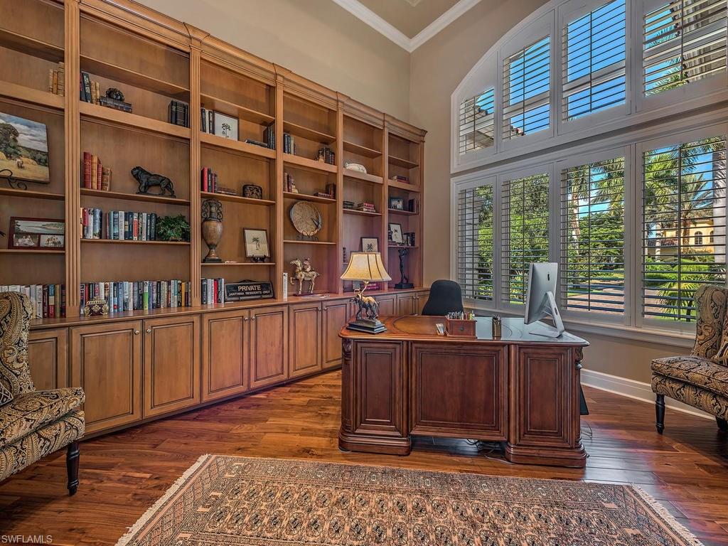 ESCADA AT TIBURON - Residential