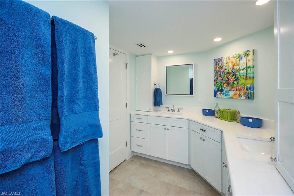 SANDDOLLAR CONDO - Residential