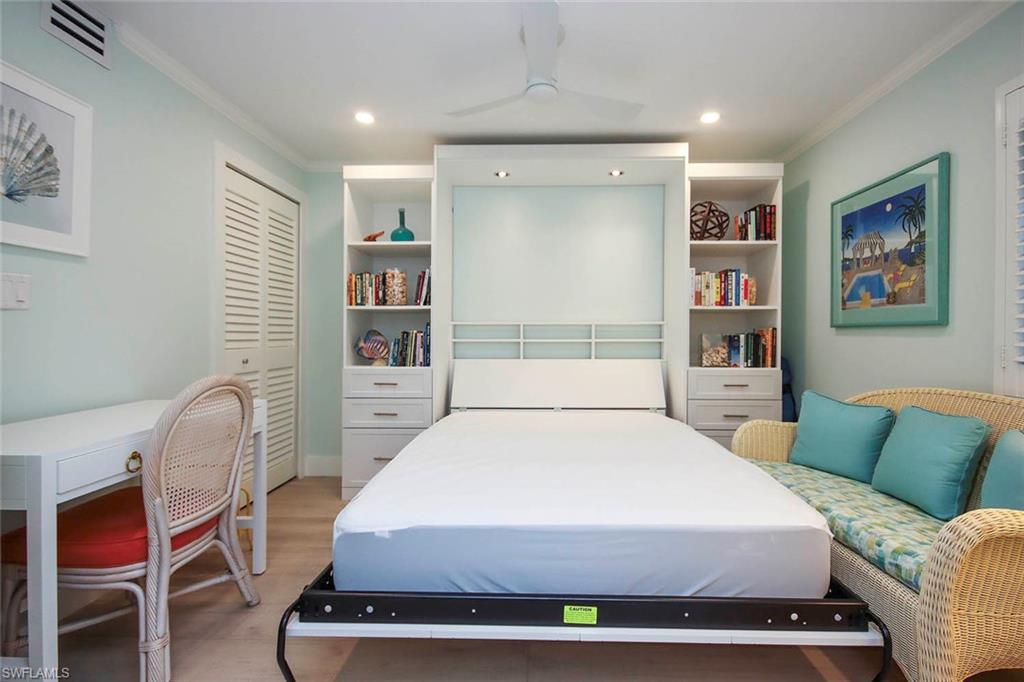 SANDDOLLAR CONDO - Residential