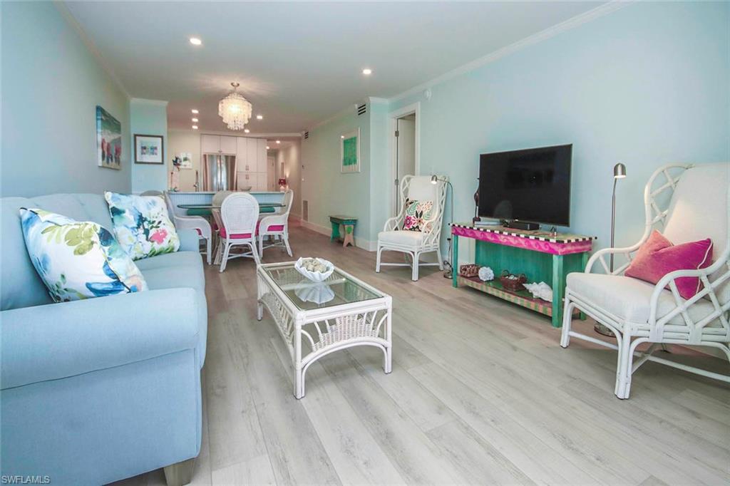 SANDDOLLAR CONDO - Residential