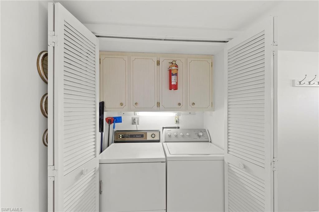 GLADES COUNTRY CLUB - Residential