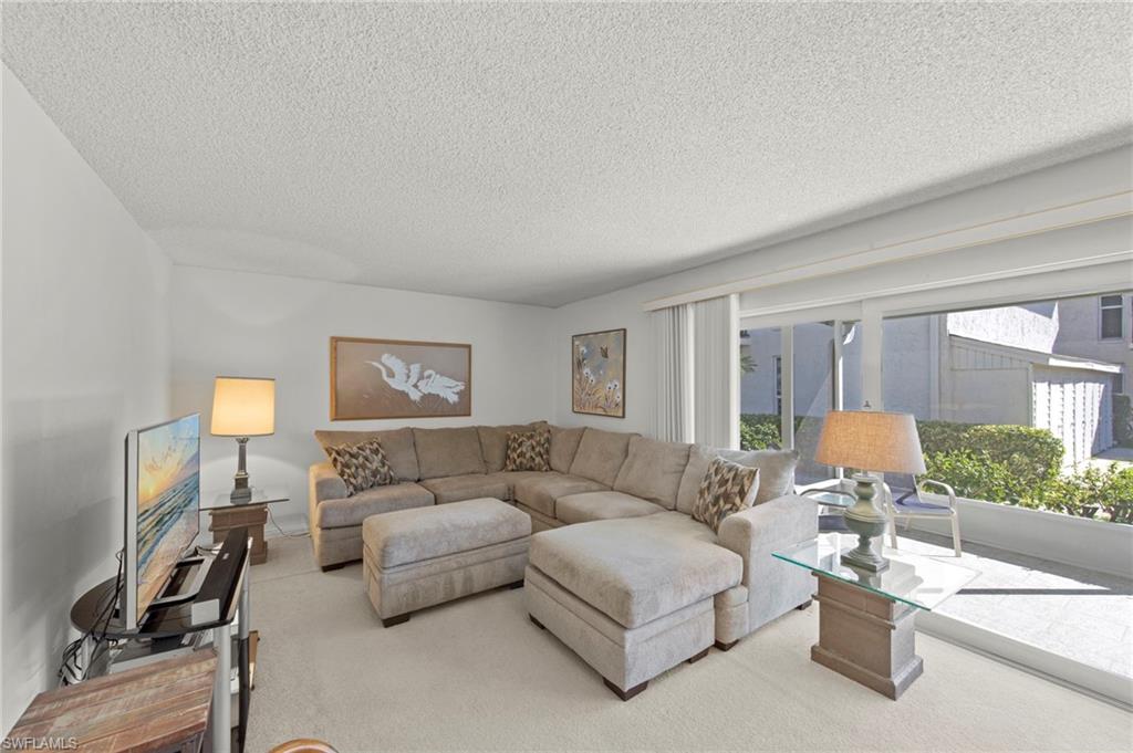 GLADES COUNTRY CLUB - Residential