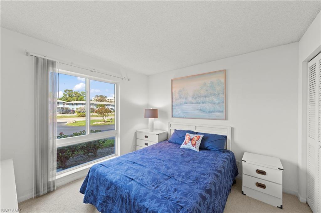 GLADES COUNTRY CLUB - Residential