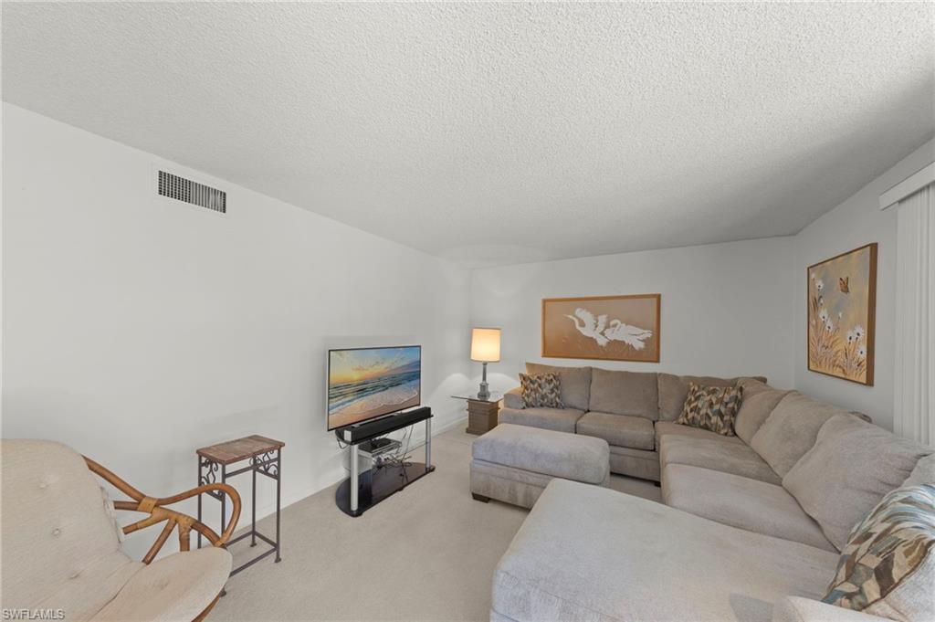 GLADES COUNTRY CLUB - Residential