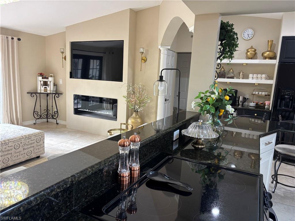 OAKES ESTATES - Residential Lease