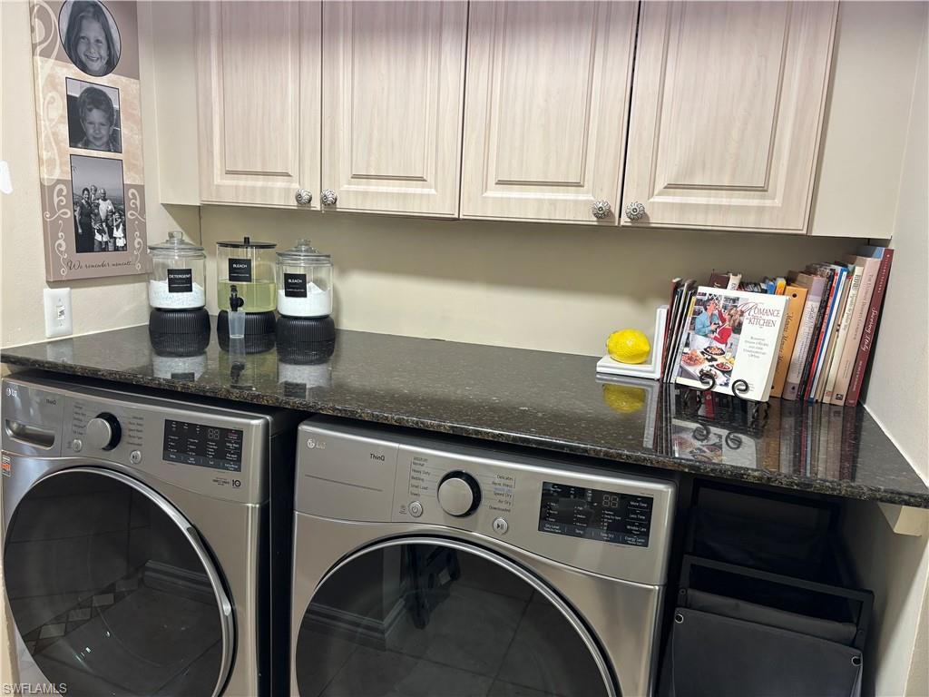 OAKES ESTATES - Residential Lease