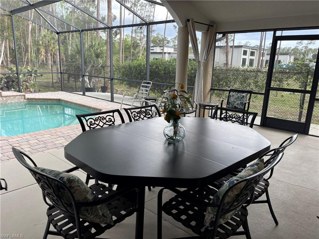 OAKES ESTATES - Residential Lease