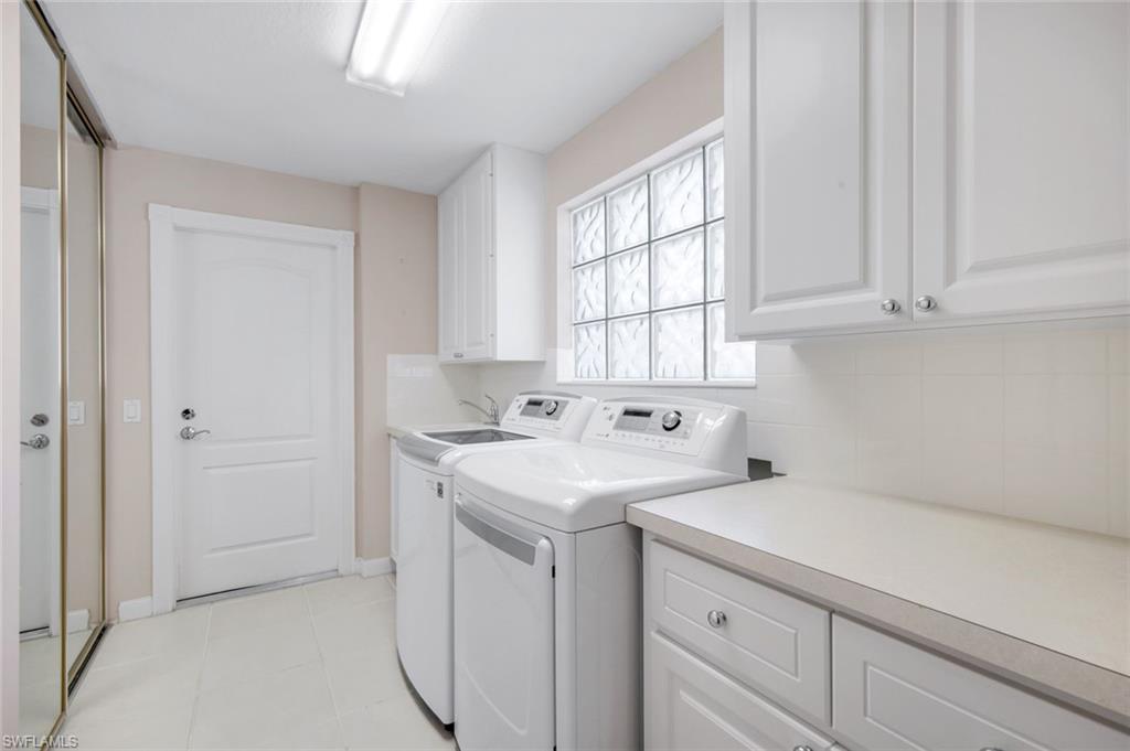 ISLAND WALK - Residential