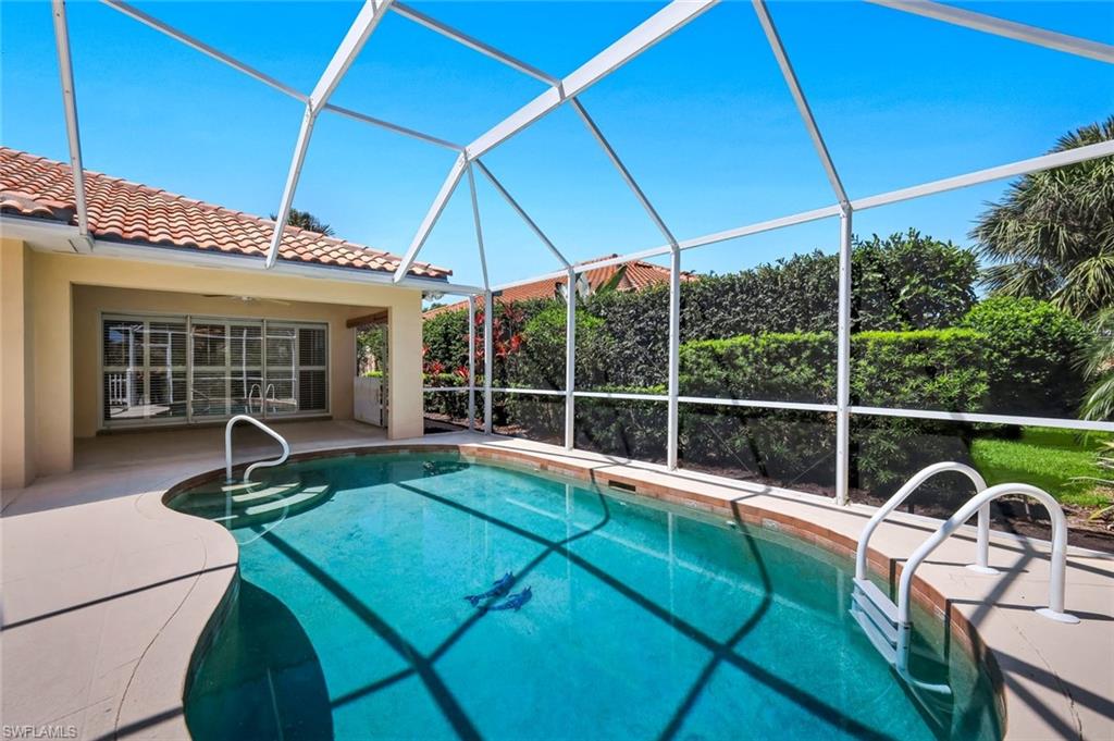 ISLAND WALK - Residential