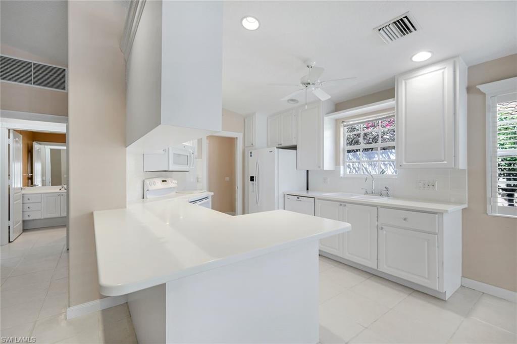 ISLAND WALK - Residential