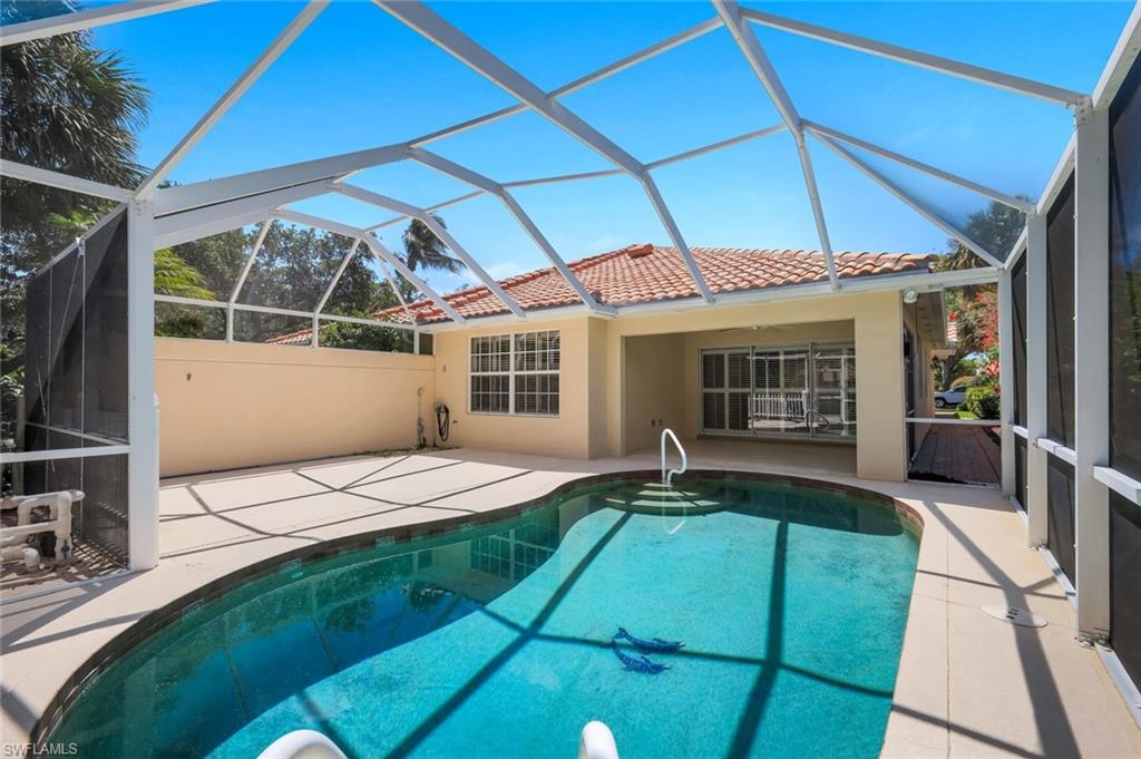 ISLAND WALK - Residential