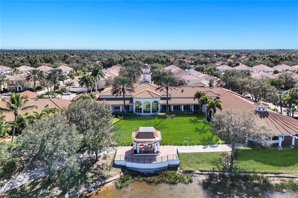 ISLAND WALK - Residential