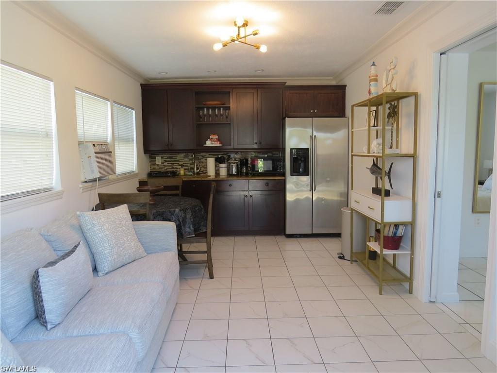 NAPLES PARK - Residential Lease