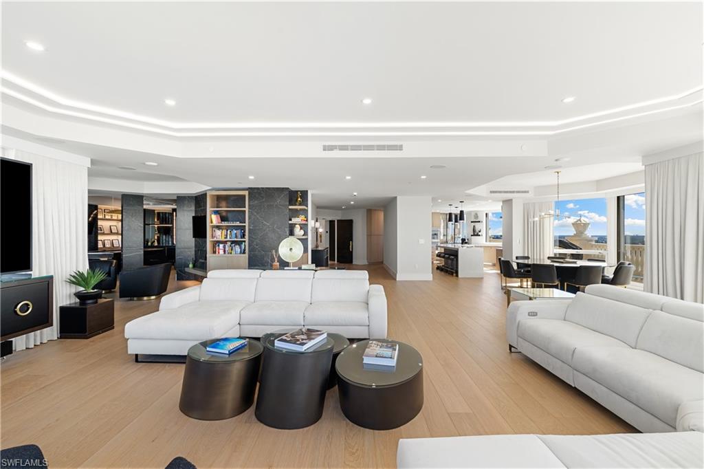 BRITTANY - Residential