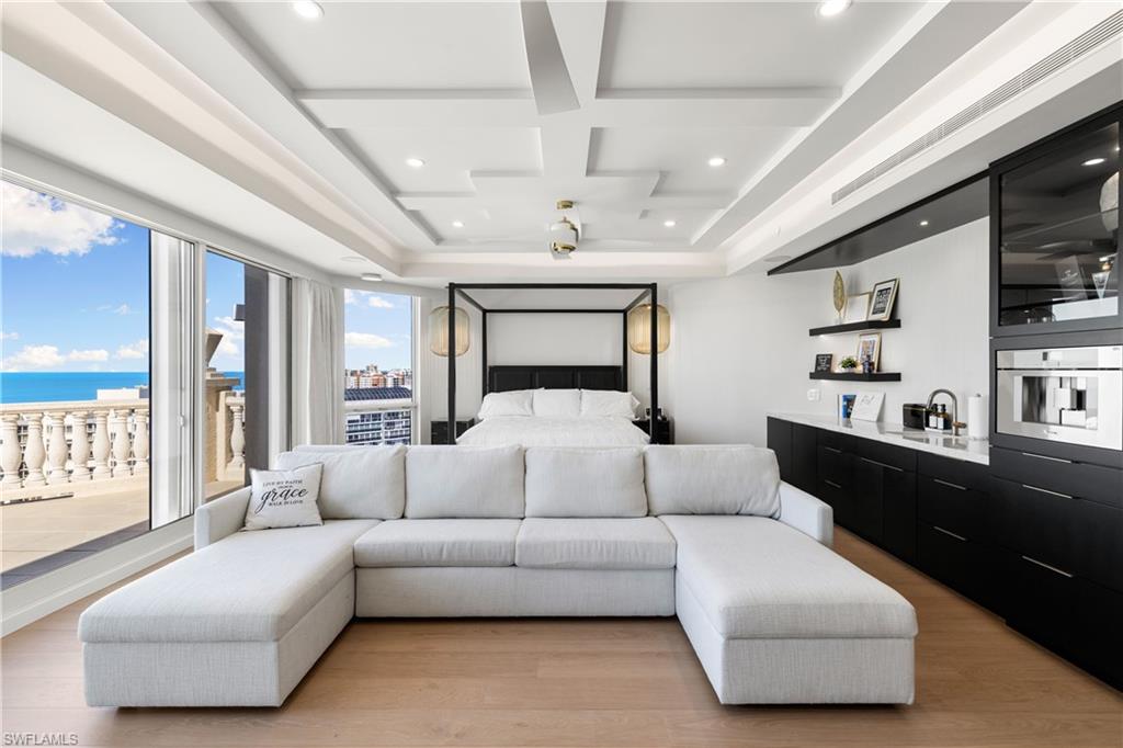 BRITTANY - Residential