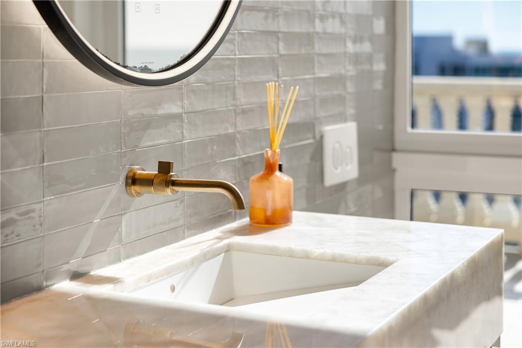 BRITTANY - Residential