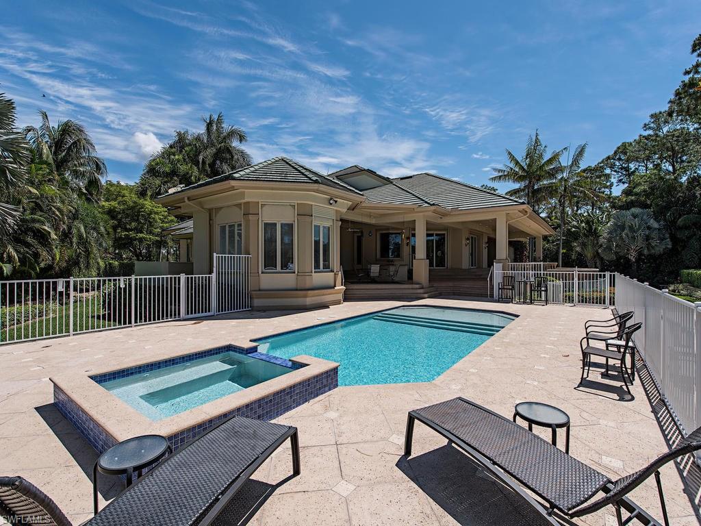 ESTATES AT GREY OAKS - Residential