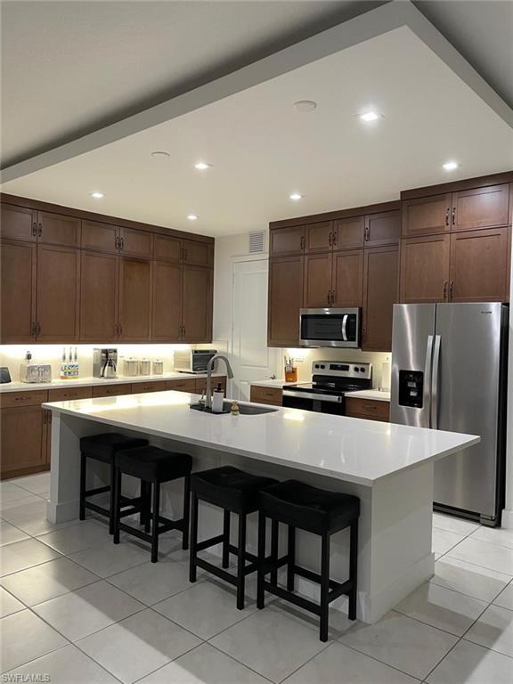 MAPLE RIDGE - Residential Lease