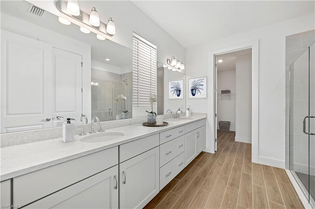 REGENCY - Residential