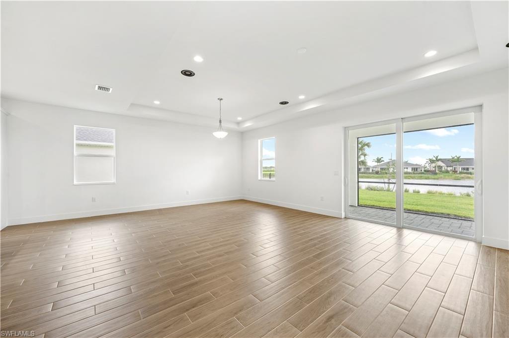 REGENCY - Residential