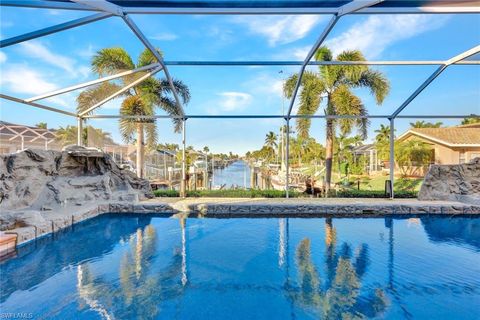 907 SW 51st TER CAPE CORAL FL 33914