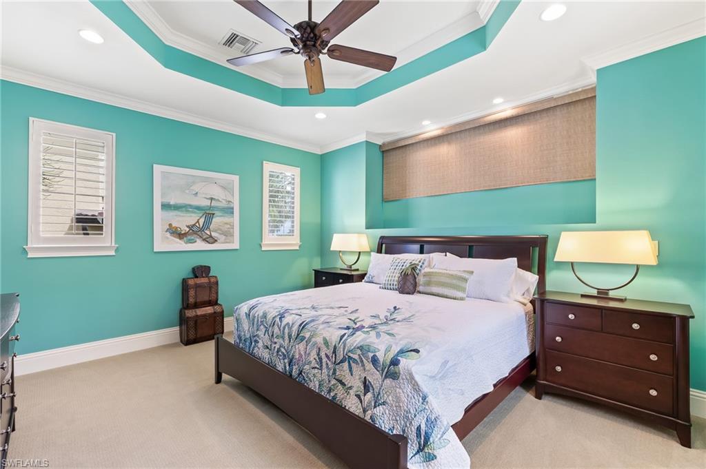 IMPERIAL SHORES - Residential