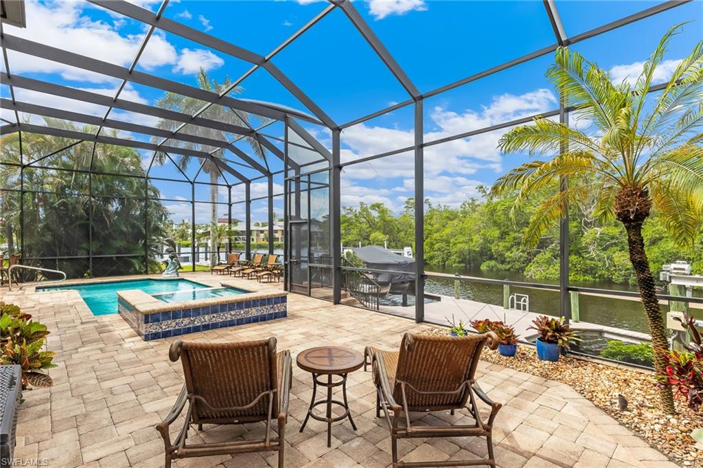 IMPERIAL SHORES - Residential