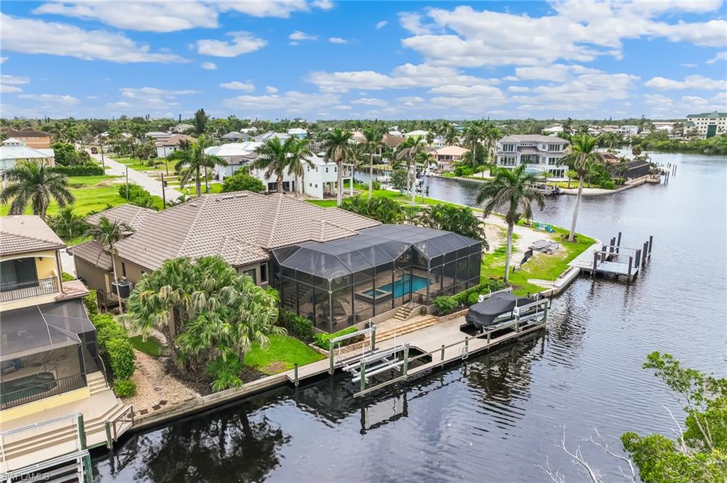 IMPERIAL SHORES - Residential