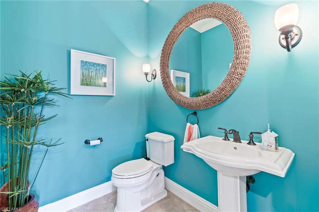 IMPERIAL SHORES - Residential