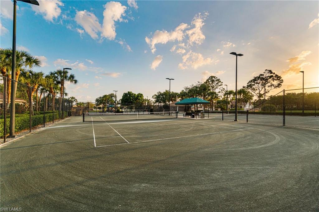 SATURNIA LAKES - Residential