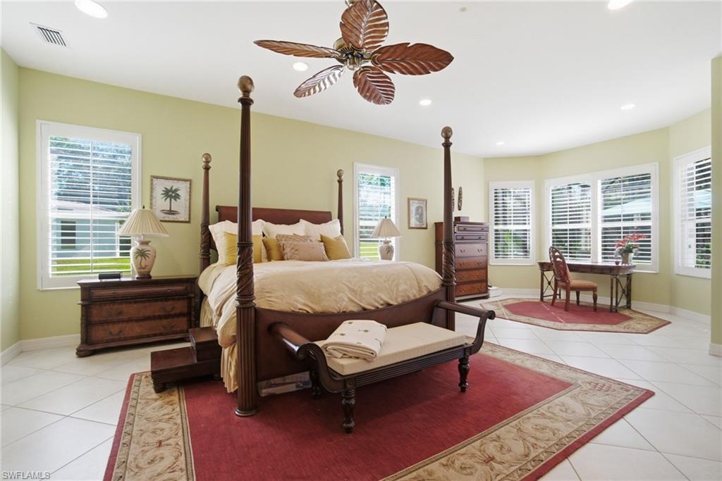 SATURNIA LAKES - Residential