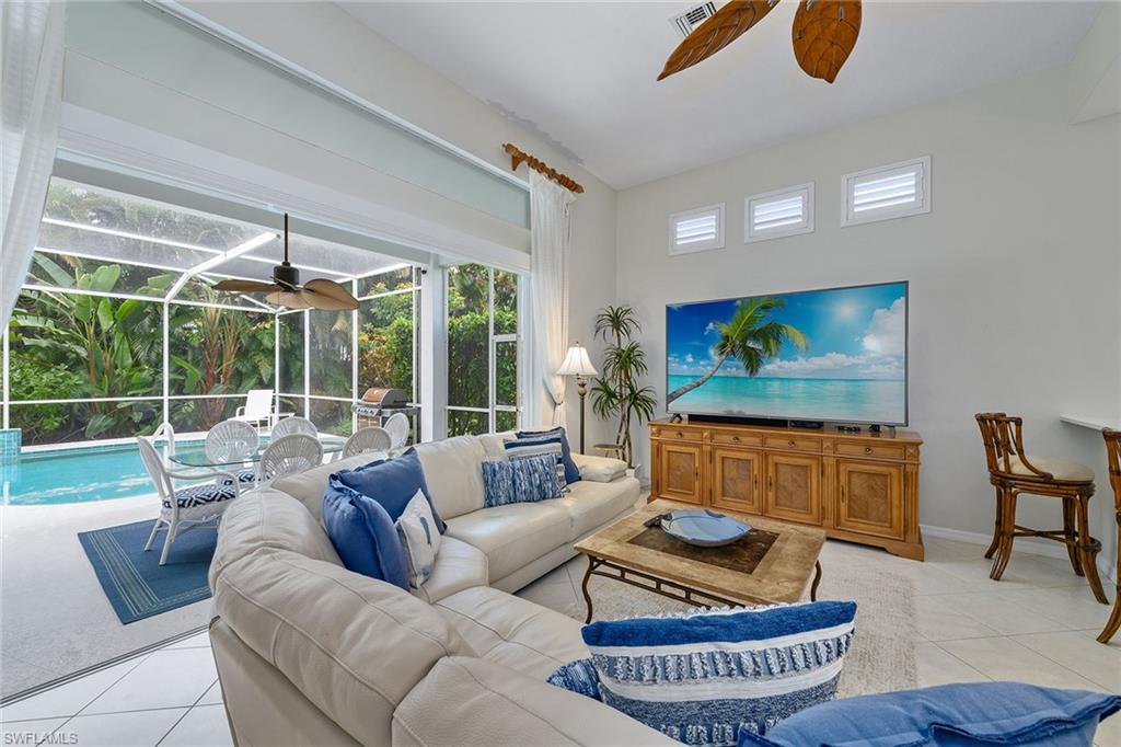 1753 Winding Oaks WAY