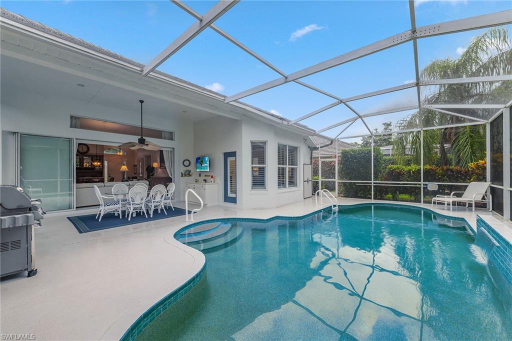 1753 Winding Oaks WAY