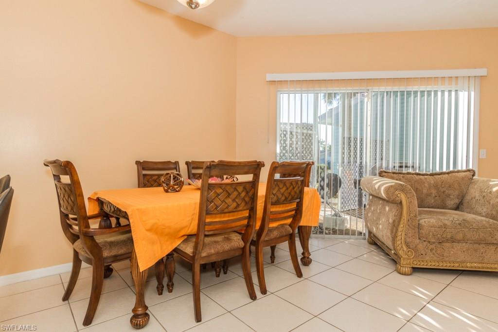 COURTYARDS AT GOLDEN GATE - Residential