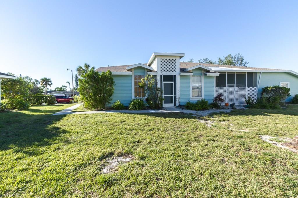 COURTYARDS AT GOLDEN GATE - Residential
