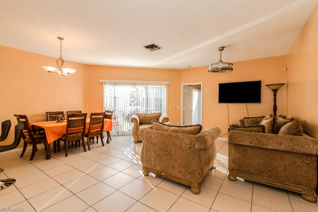 COURTYARDS AT GOLDEN GATE - Residential