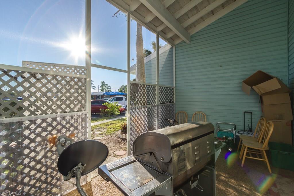 COURTYARDS AT GOLDEN GATE - Residential