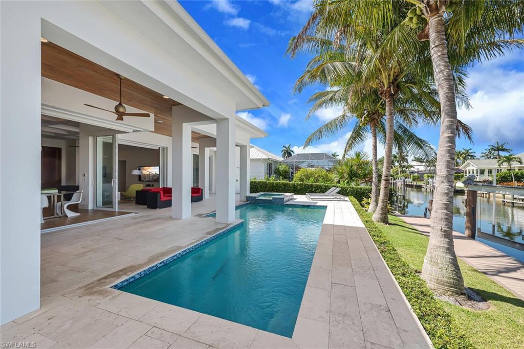 ROYAL HARBOR - Residential