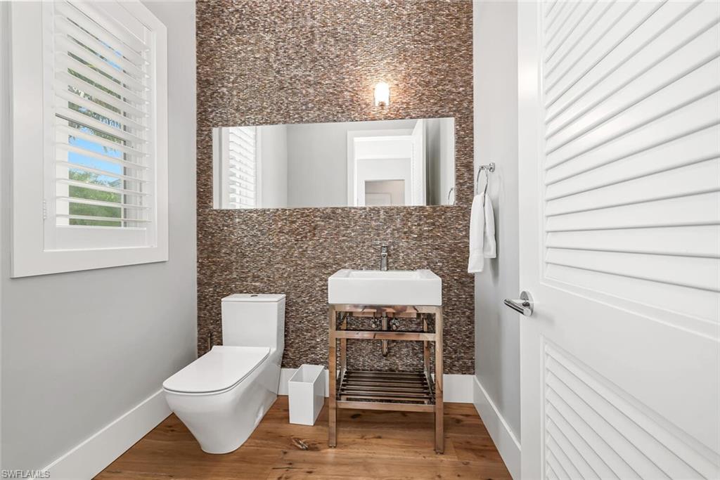 ROYAL HARBOR - Residential