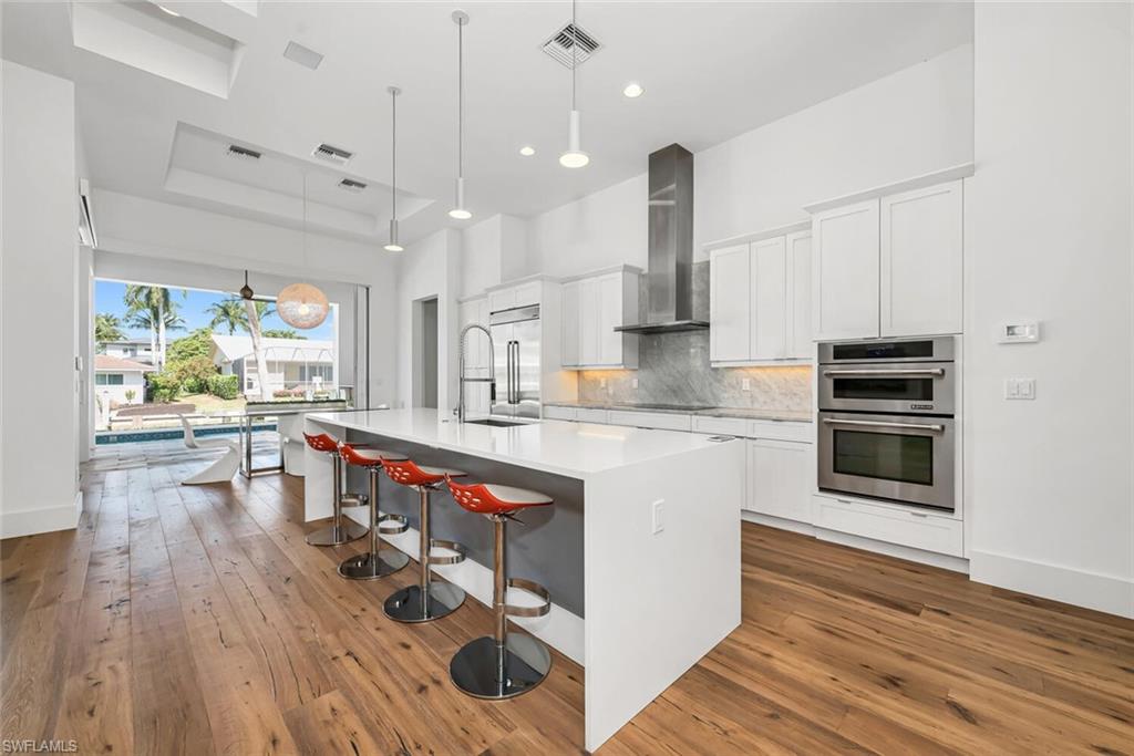 ROYAL HARBOR - Residential