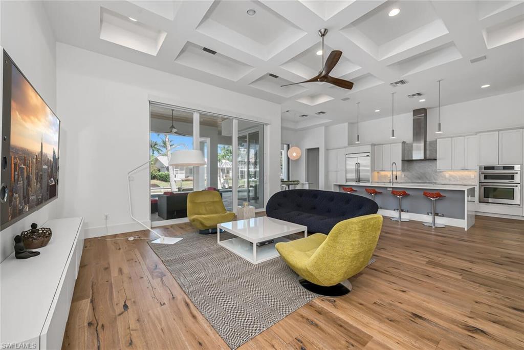 ROYAL HARBOR - Residential