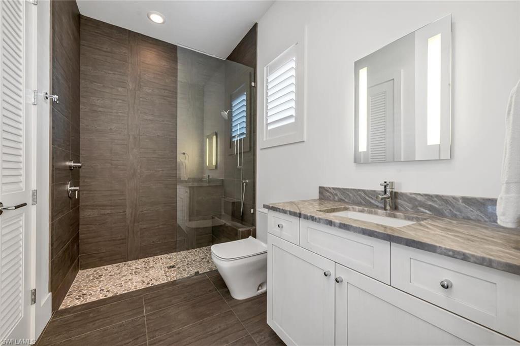 ROYAL HARBOR - Residential