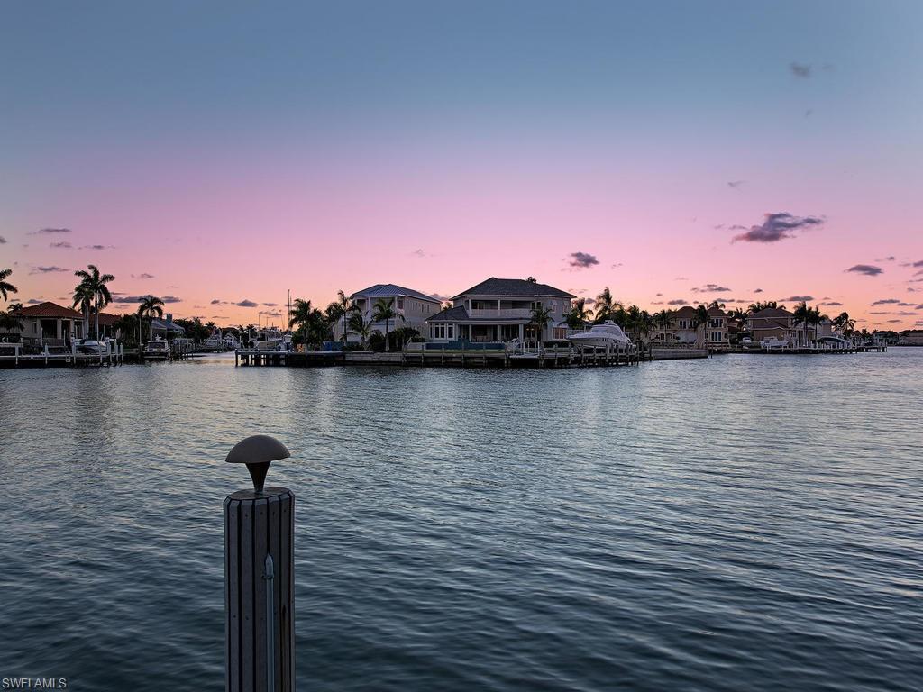 MARCO BEACH - Residential