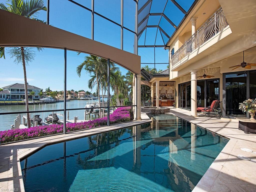 MARCO BEACH - Residential