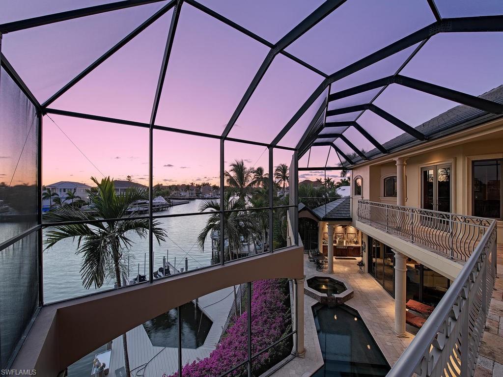 MARCO BEACH - Residential