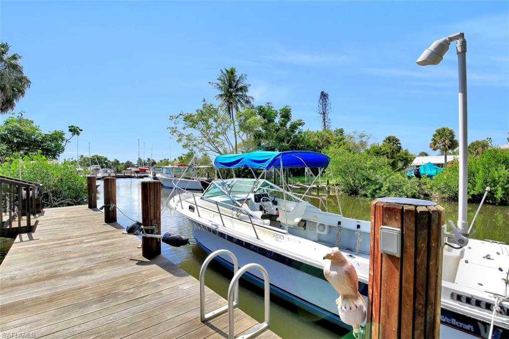 DEMERE LANDING - Residential