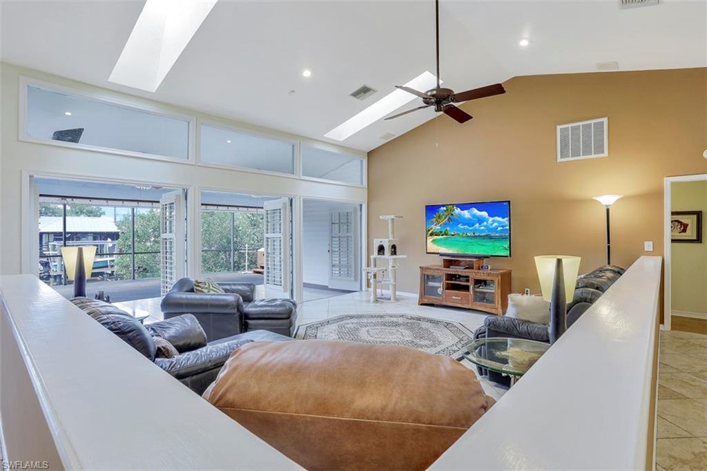 DEMERE LANDING - Residential