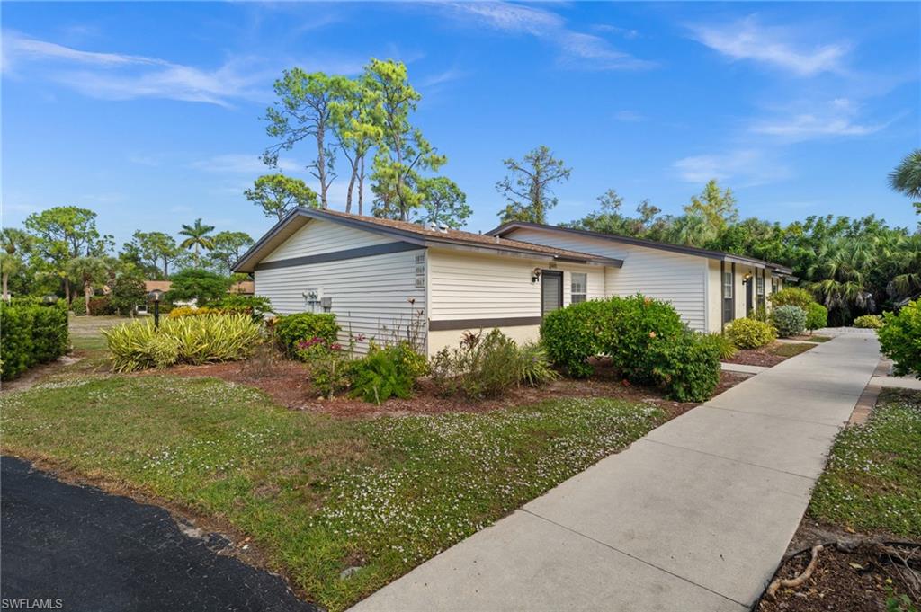 BOCA CIEGA VILLAGE - Residential